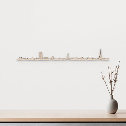 Silueta skyline de Torino en madera de abedul natural para decoración mural.