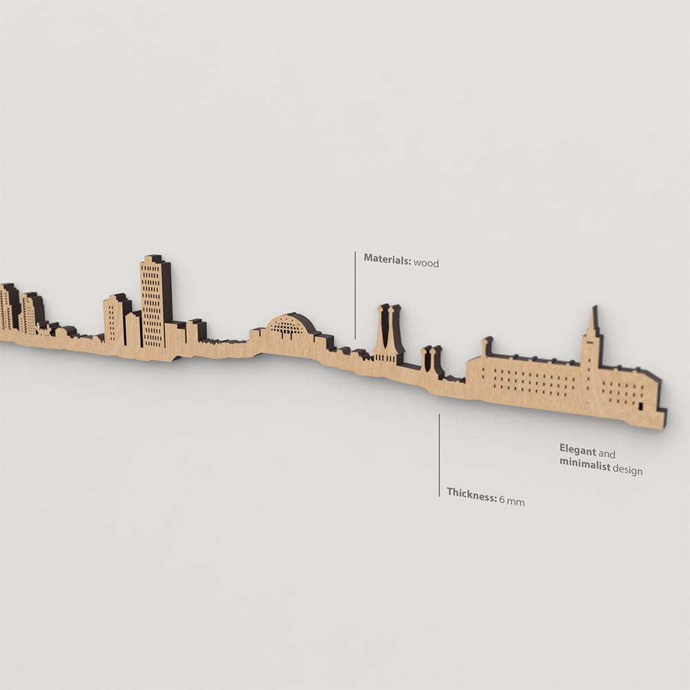 Textura de la madera marrón en el skyline Reikiavik.