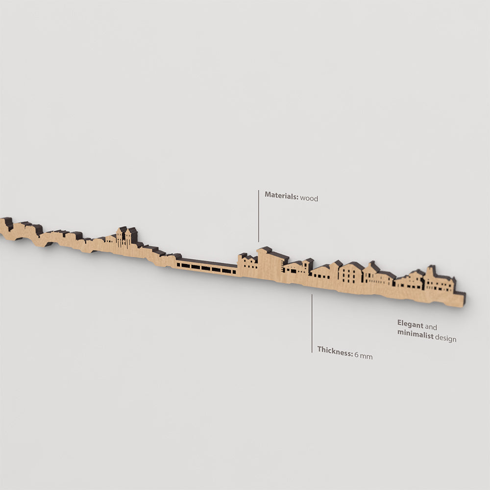 Textura de la madera marrón en el skyline Ribadesella.