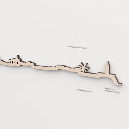 Acabado en madera natural del skyline de Formentera, ideal para decorar con estilo mediterráneo.