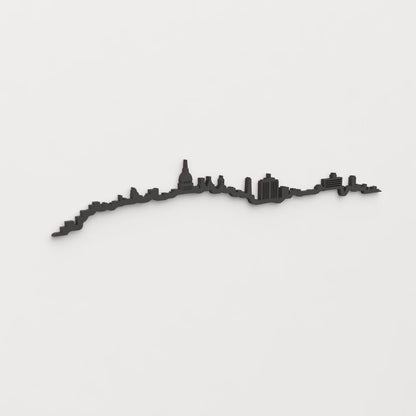 Perspectiva lateral del skyline La Habana en madera negra.