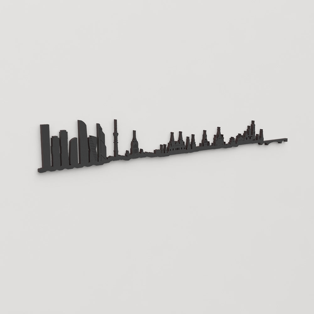 Perspectiva lateral del skyline Moscú en madera negra.