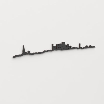 Perspectiva lateral del skyline Olite en madera negra.