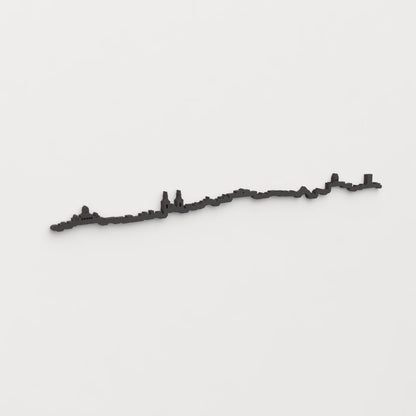 Perspectiva lateral del skyline San Fernando en madera negra.