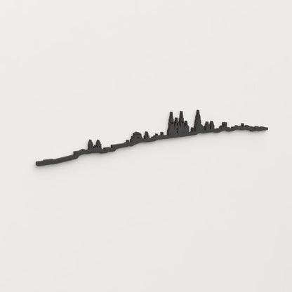 Perspectiva lateral del skyline Santiago de Compostela en madera negra.